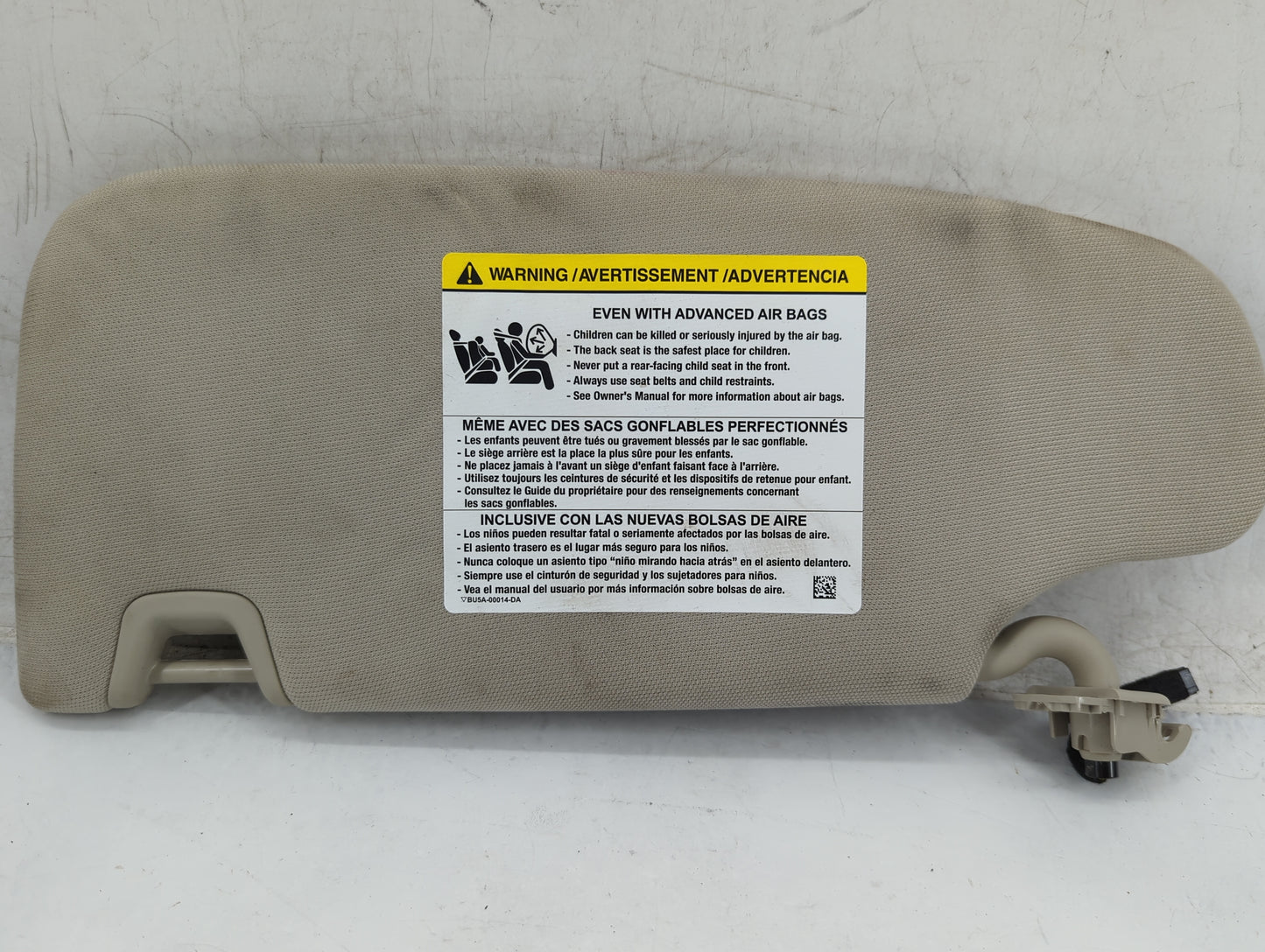 2017-2020 Ford Fusion Sun Visor Shade Replacement Passenger Right Mirror Fits Fits 2017 2018 2019 2020 OEM Used Auto Parts -