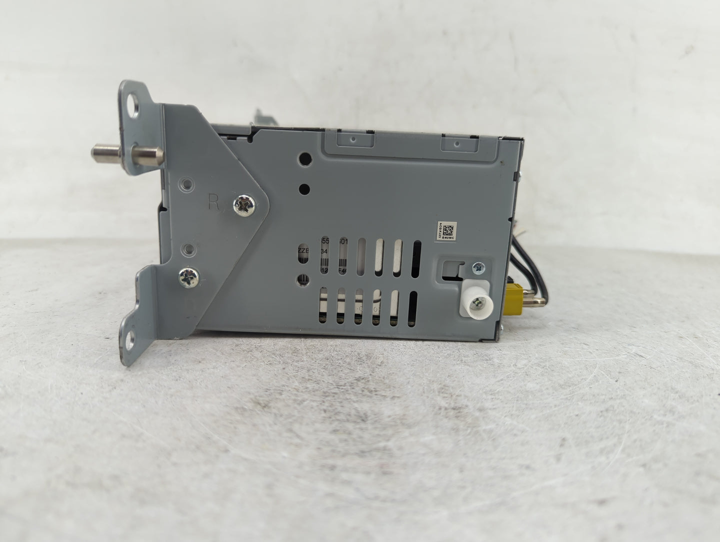 2017-2020 Ford Fusion Radio AM FM Cd Player Receiver Replacement P/N:HS7T-19C107-ZD Fits Fits 2017 2018 2019 2020 OEM Used A