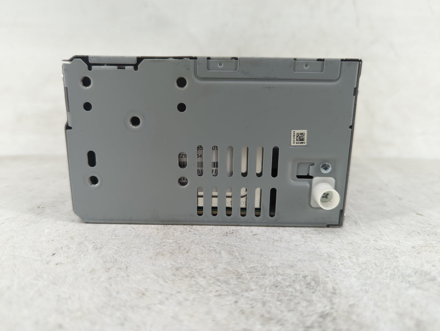 2017-2020 Ford Fusion Radio AM FM Cd Player Receiver Replacement P/N:HS7T-19C107-ZD Fits Fits 2017 2018 2019 2020 OEM Used A