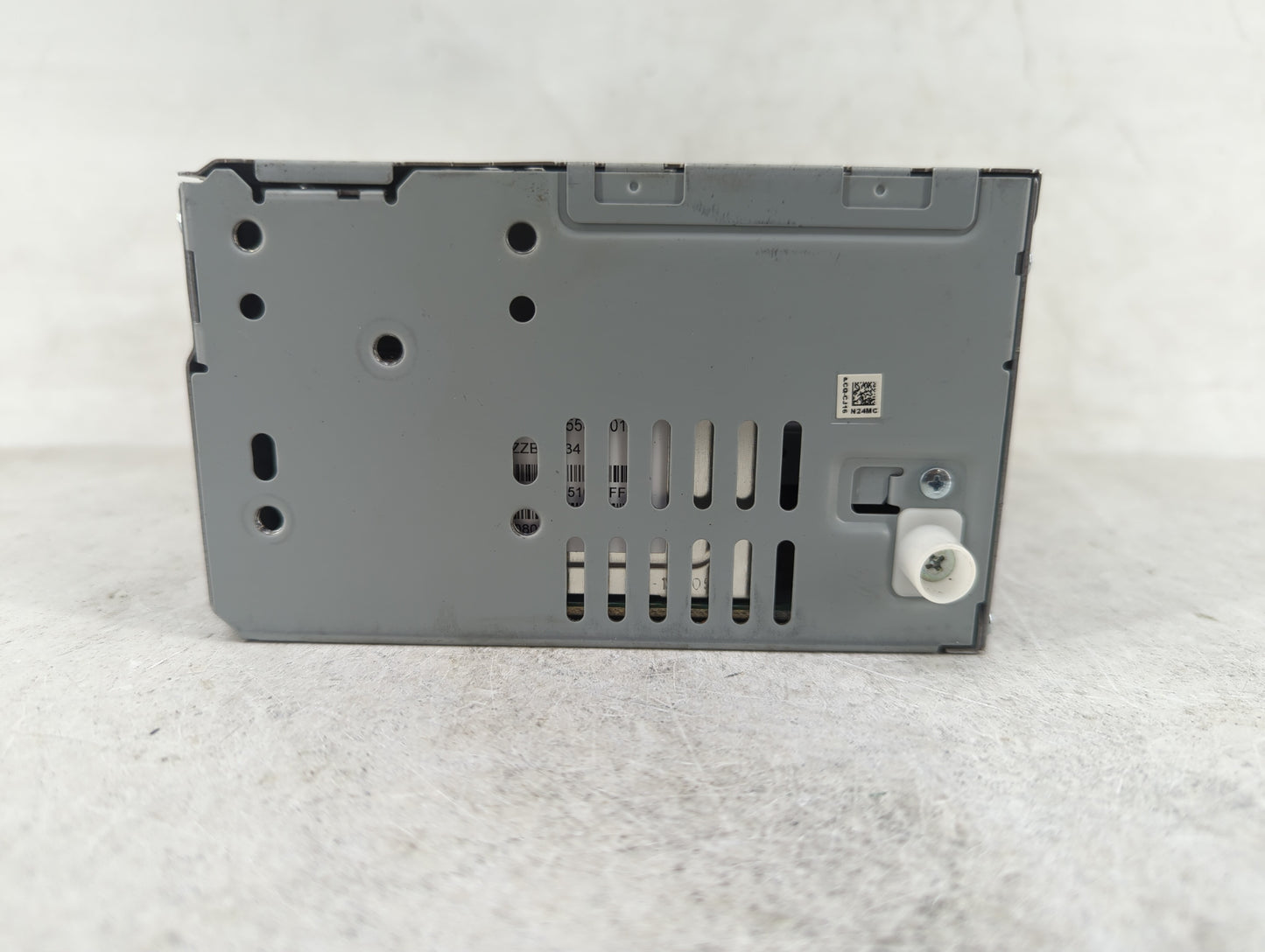 2017-2020 Ford Fusion Radio AM FM Cd Player Receiver Replacement P/N:HS7T-19C107-ZD Fits Fits 2017 2018 2019 2020 OEM Used A