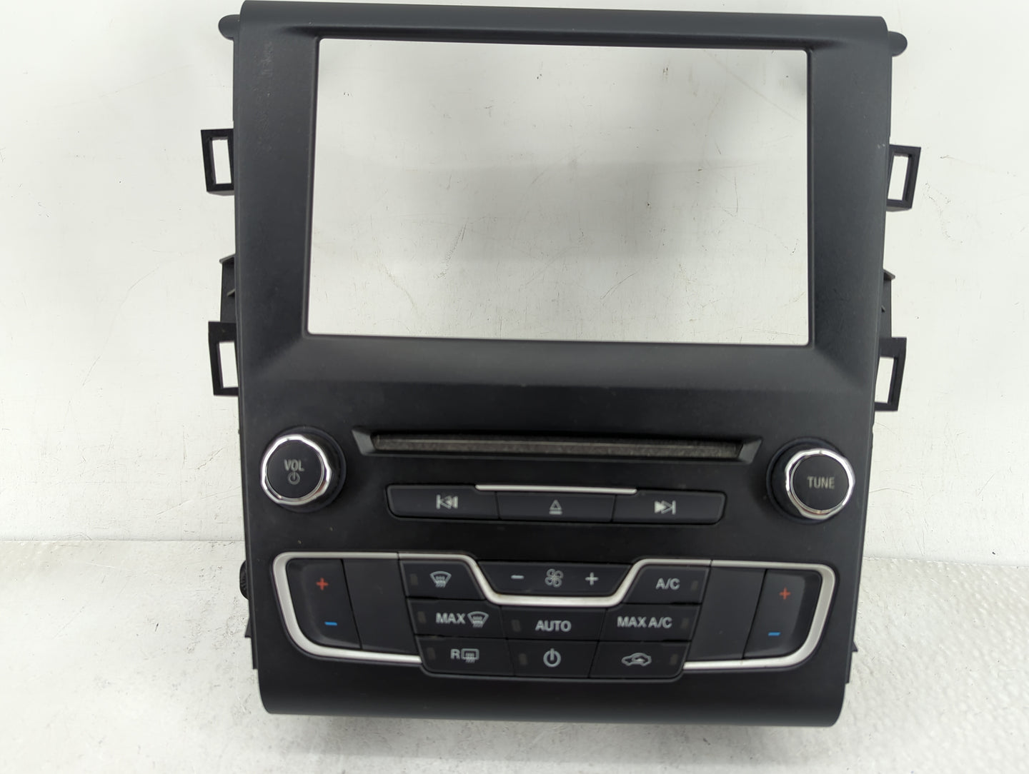 2017-2020 Ford Fusion Radio Control Panel - Oemusedautoparts1.com