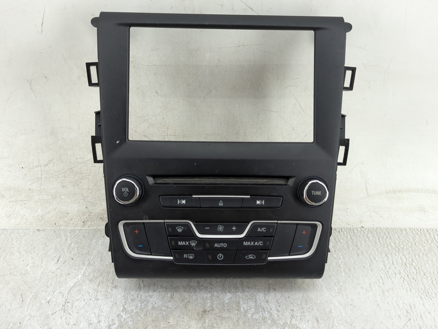 2016-2020 Ford Fusion Radio Control Panel - Oemusedautoparts1.com
