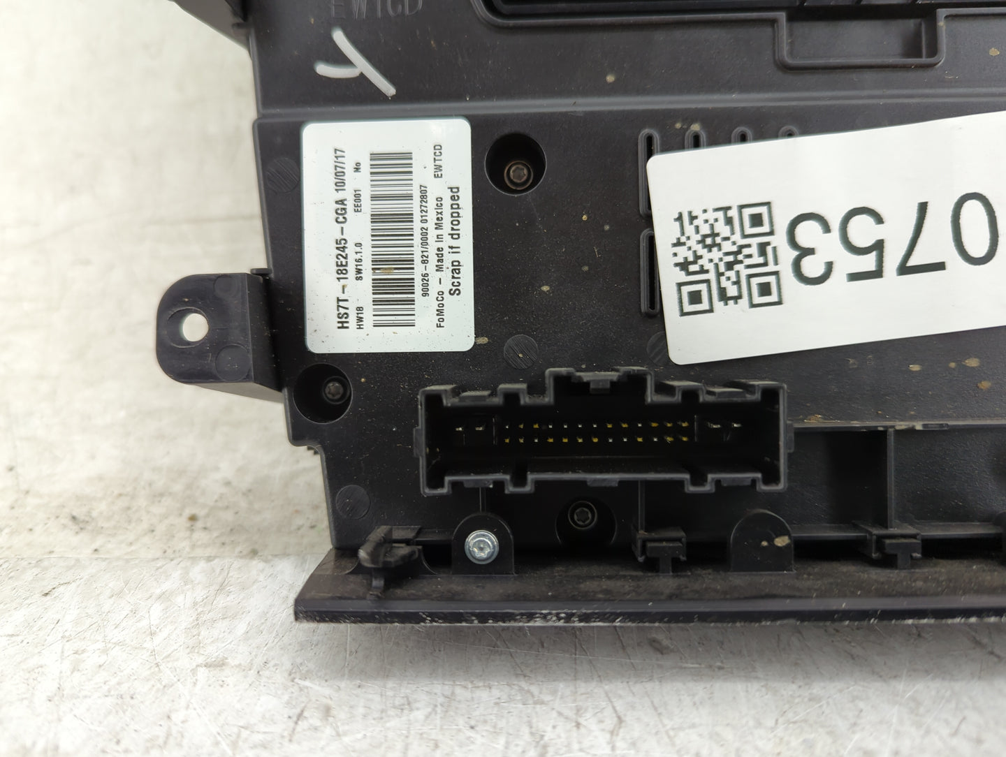 2016-2020 Ford Fusion Radio Control Panel - Oemusedautoparts1.com