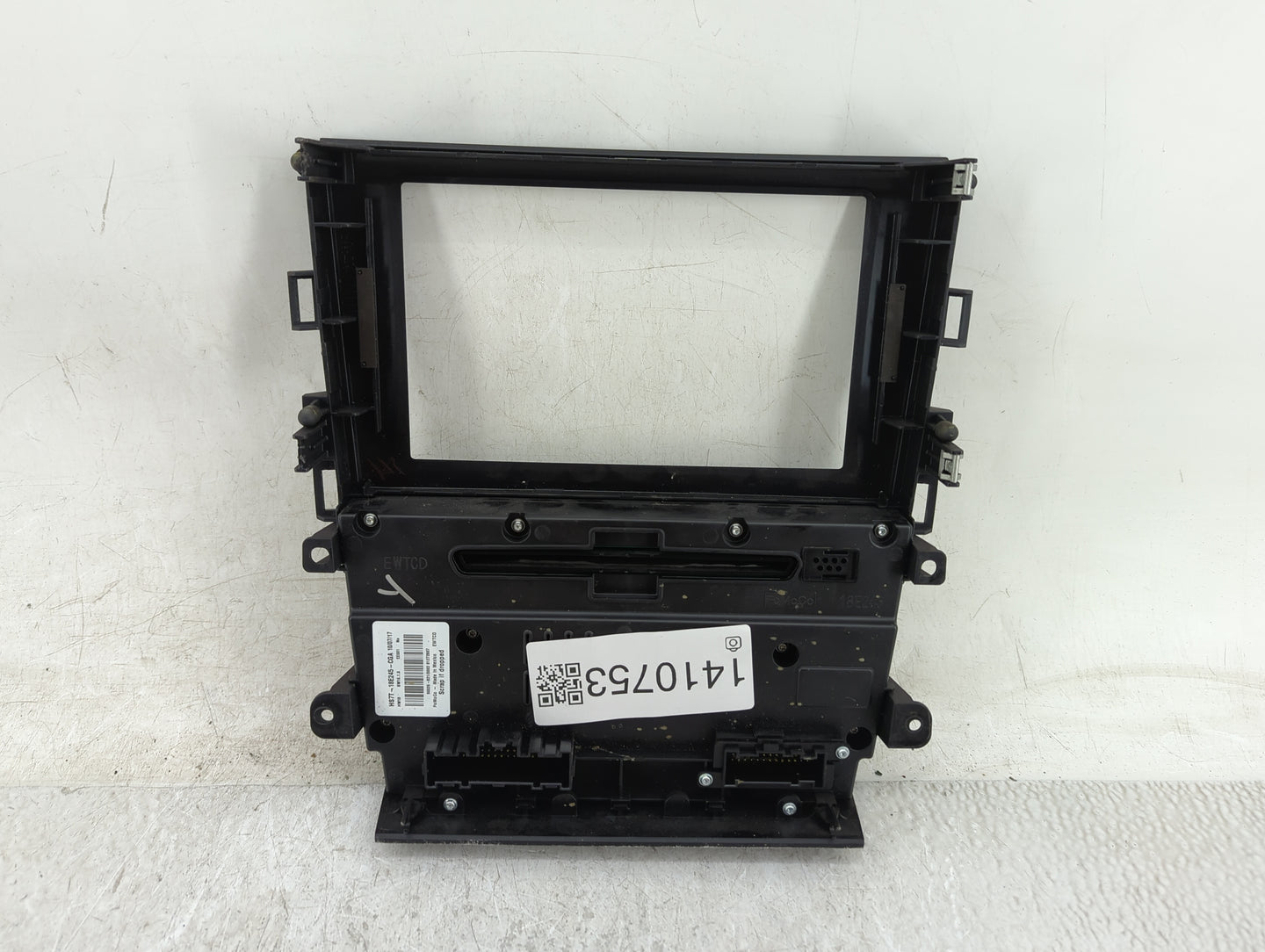 2016-2020 Ford Fusion Radio Control Panel - Oemusedautoparts1.com