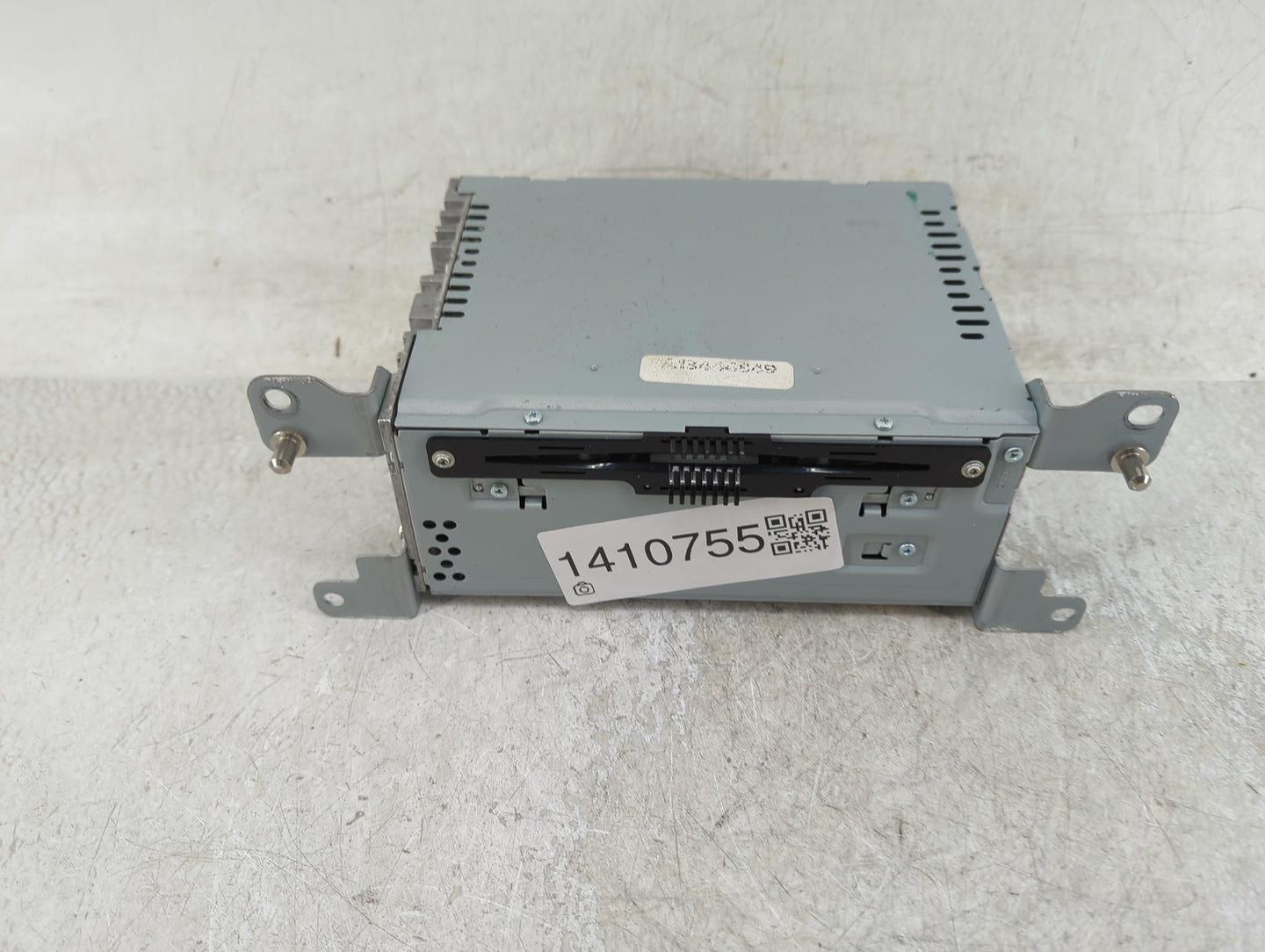 2017-2020 Ford Fusion Radio AM FM Cd Player Receiver Replacement P/N:HS7T-19C107-ZD Fits Fits 2017 2018 2019 2020 OEM Used A