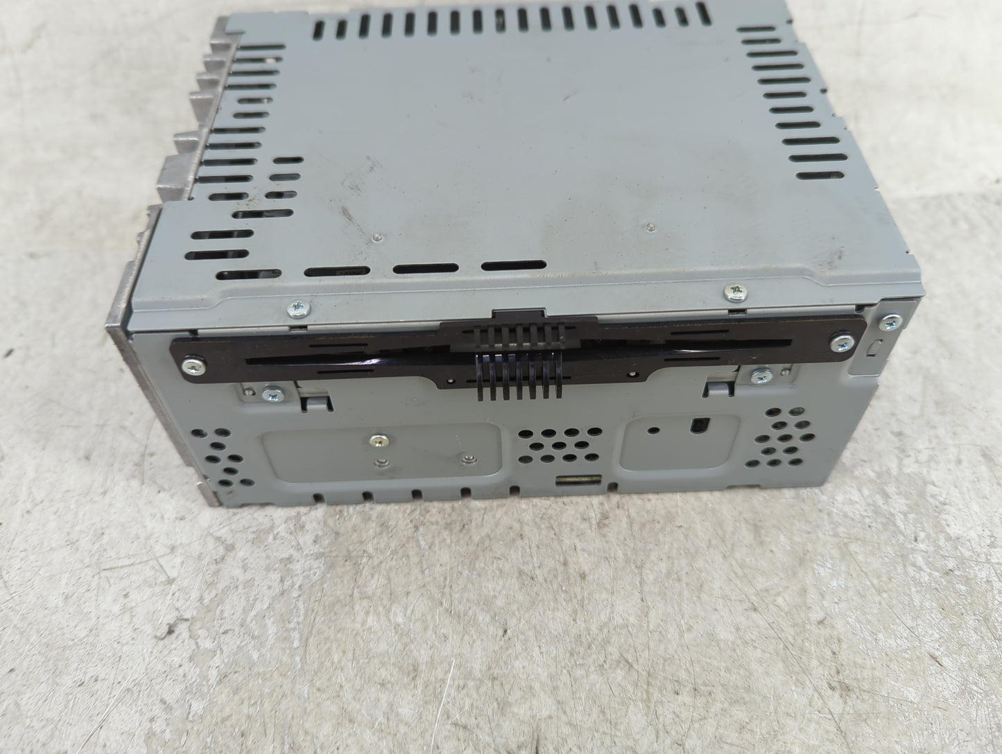 2017-2020 Ford Fusion Radio AM FM Cd Player Receiver Replacement P/N:FS7T-19C107-YD Fits Fits 2017 2018 2019 2020 OEM Used A