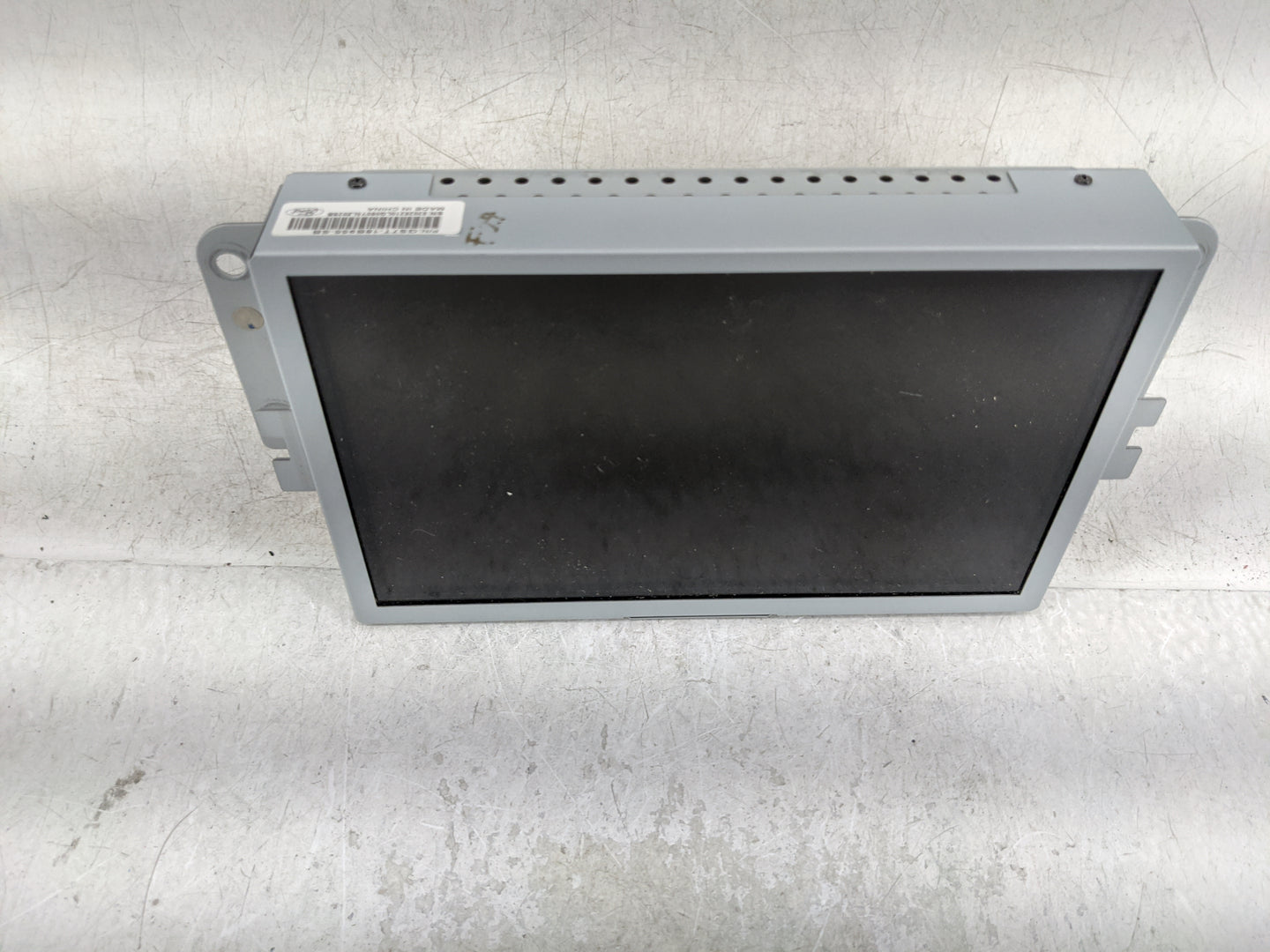 2017-2020 Ford Fusion Information Display Screen - Oemusedautoparts1.com