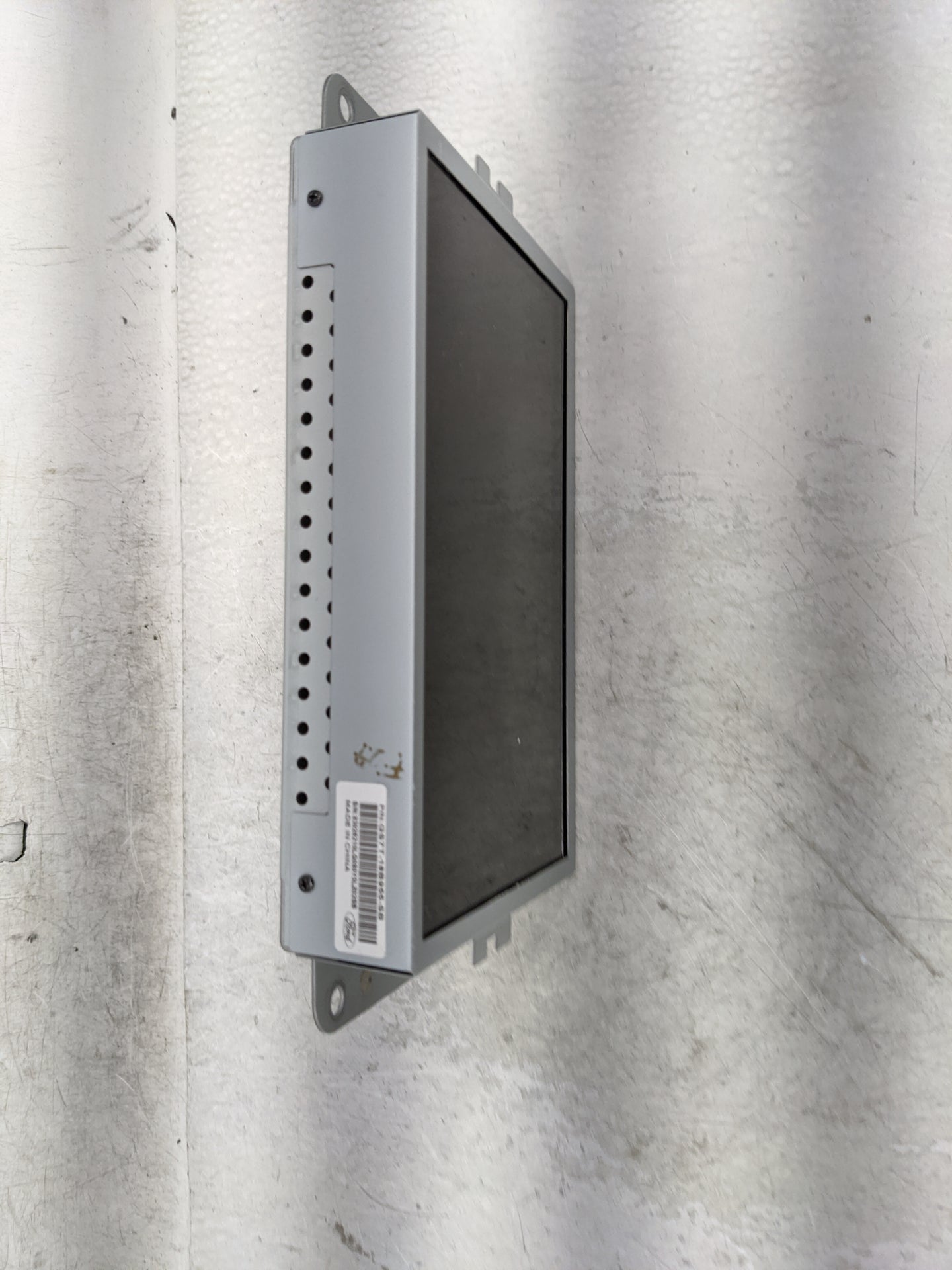 2017-2020 Ford Fusion Information Display Screen - Oemusedautoparts1.com