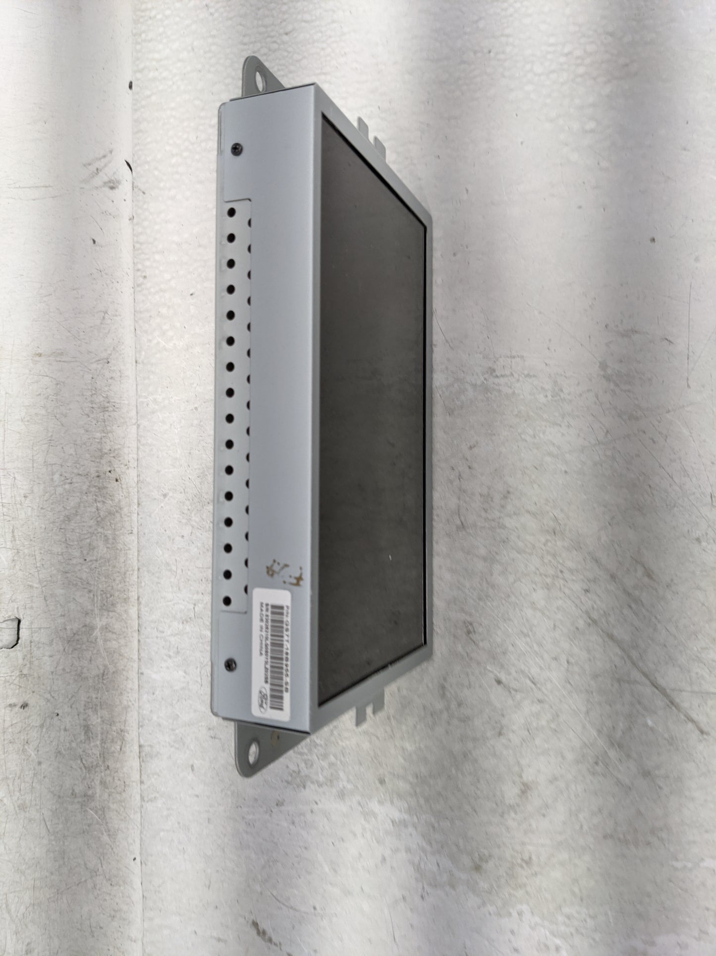 2017-2020 Ford Fusion Information Display Screen - Oemusedautoparts1.com
