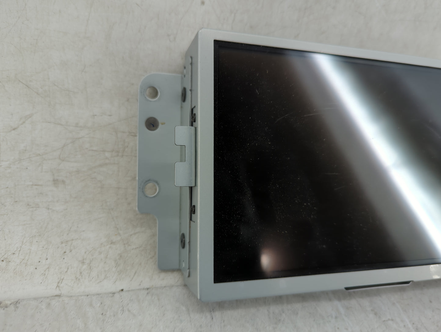 2017-2020 Ford Fusion Information Display Screen - Oemusedautoparts1.com