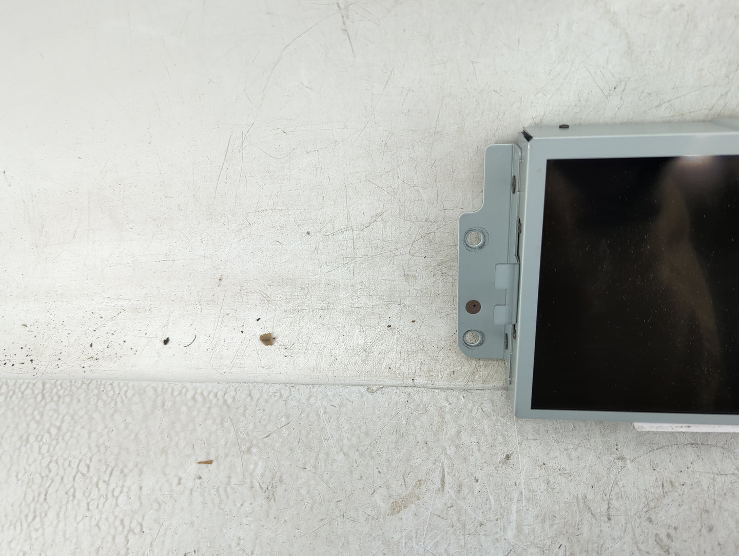 2017-2020 Ford Fusion Information Display Screen - Oemusedautoparts1.com