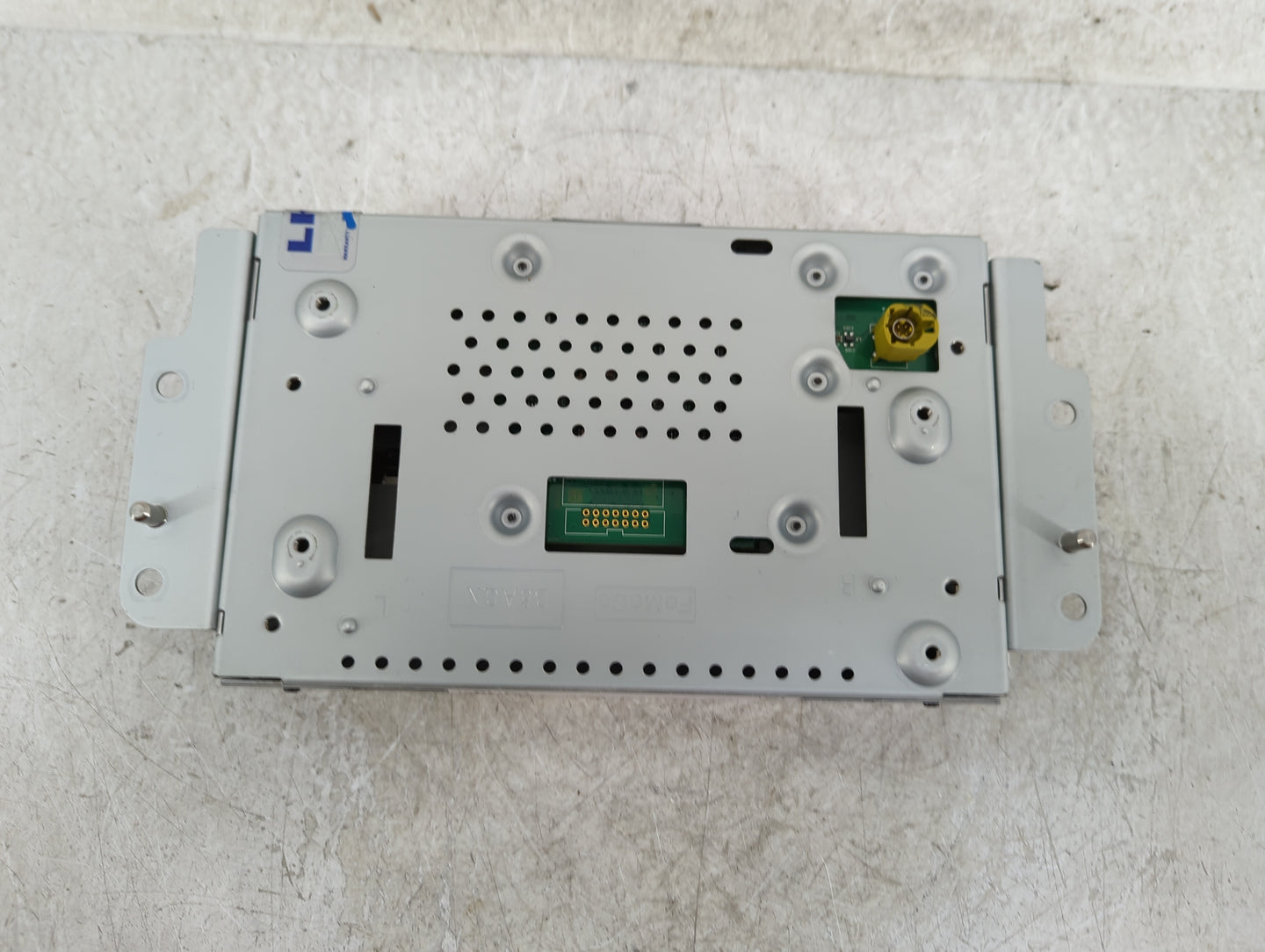2017-2020 Ford Fusion Information Display Screen - Oemusedautoparts1.com