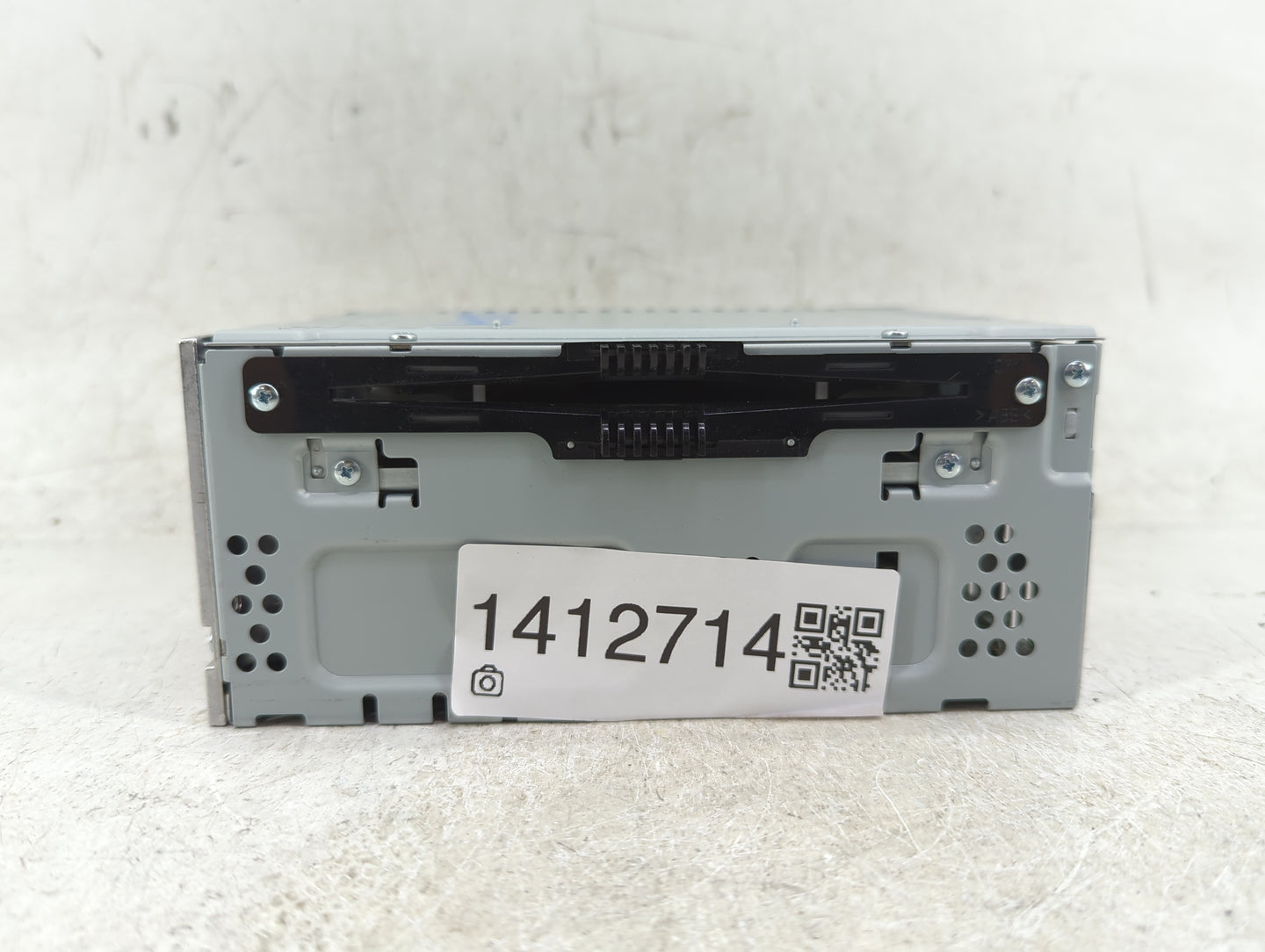 2017-2020 Ford Fusion Radio AM FM Cd Player Receiver Replacement P/N:FS7T-19C107-YD Fits Fits 2017 2018 2019 2020 OEM Used A