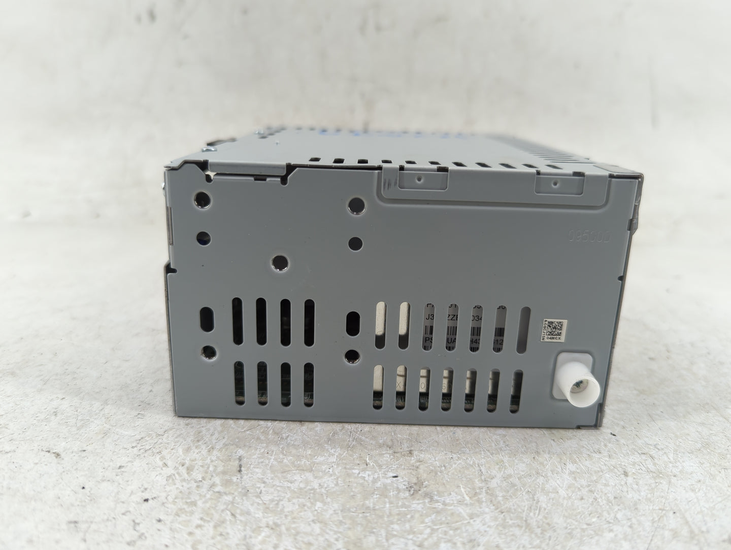 2017-2020 Ford Fusion Radio AM FM Cd Player Receiver Replacement P/N:FS7T-19C107-YD Fits Fits 2017 2018 2019 2020 OEM Used A