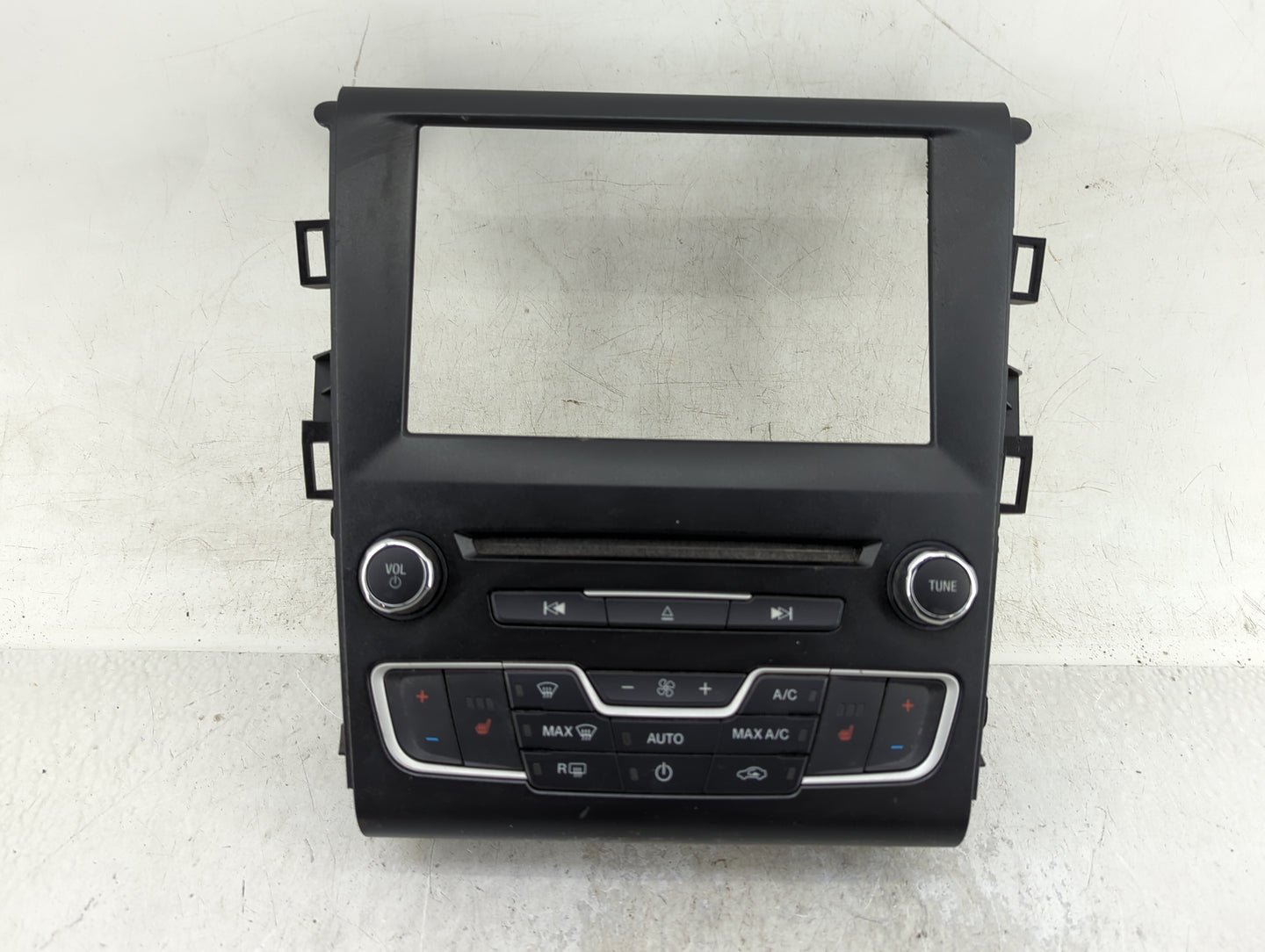 2017-2018 Ford Fusion Radio Control Panel - Oemusedautoparts1.com