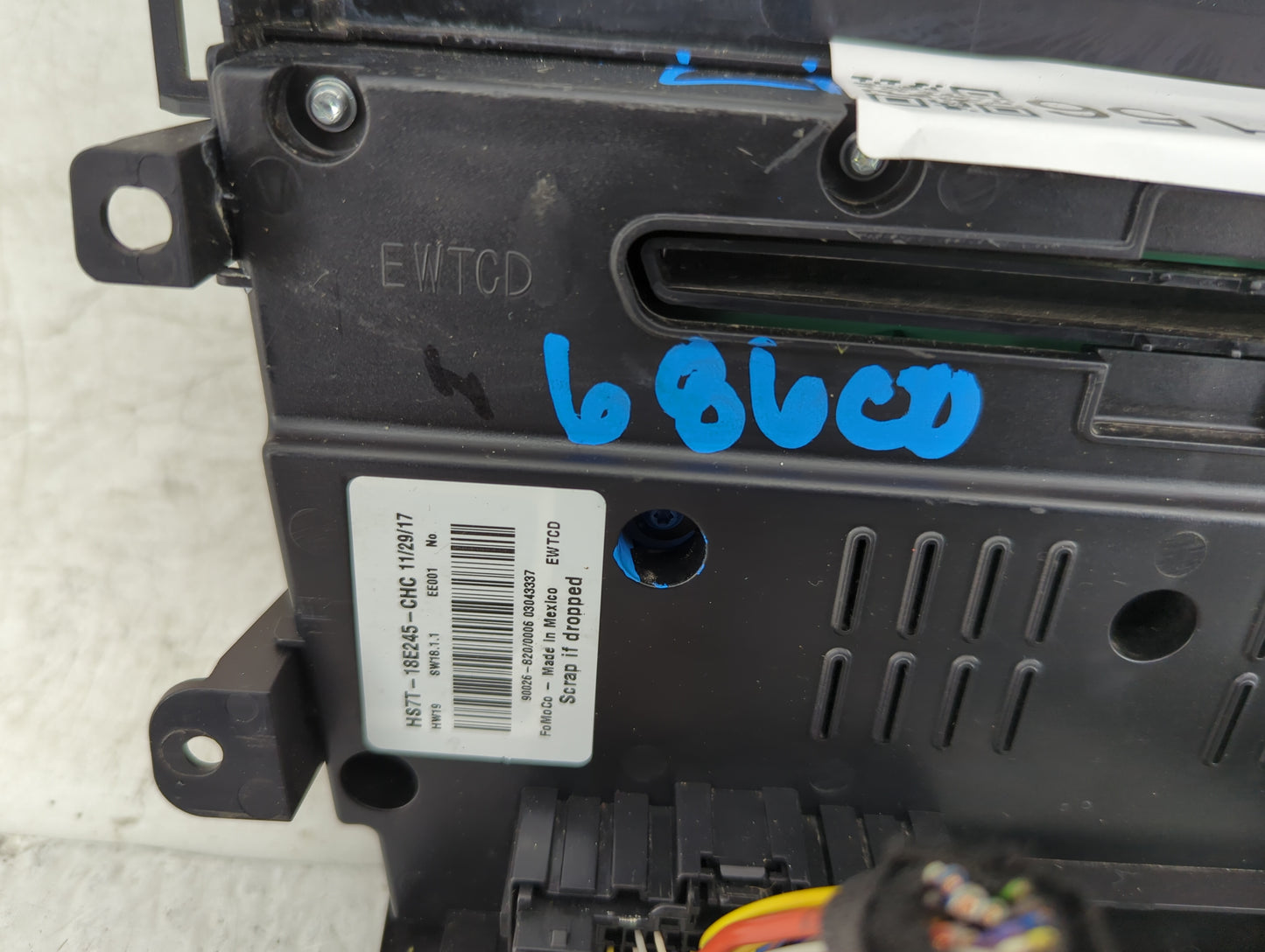 2017-2018 Ford Fusion Radio Control Panel - Oemusedautoparts1.com