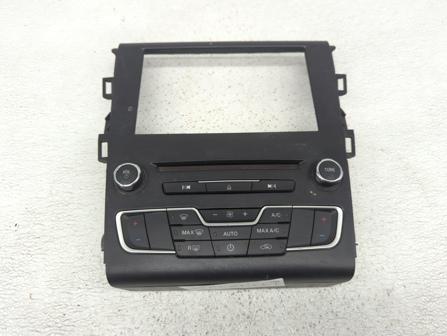 2017-2020 Ford Fusion Radio Control Panel - Oemusedautoparts1.com