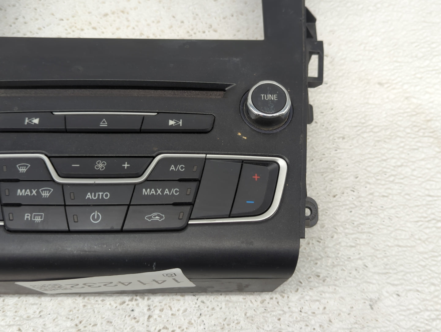 2017-2020 Ford Fusion Radio Control Panel - Oemusedautoparts1.com