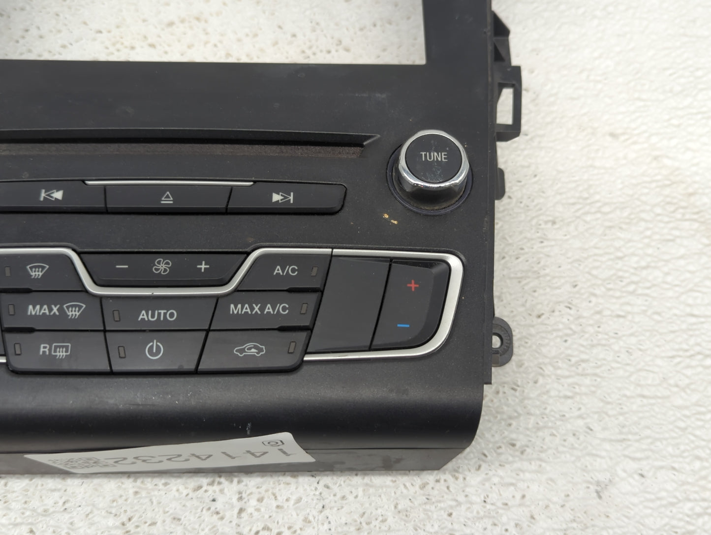 2017-2020 Ford Fusion Radio Control Panel - Oemusedautoparts1.com