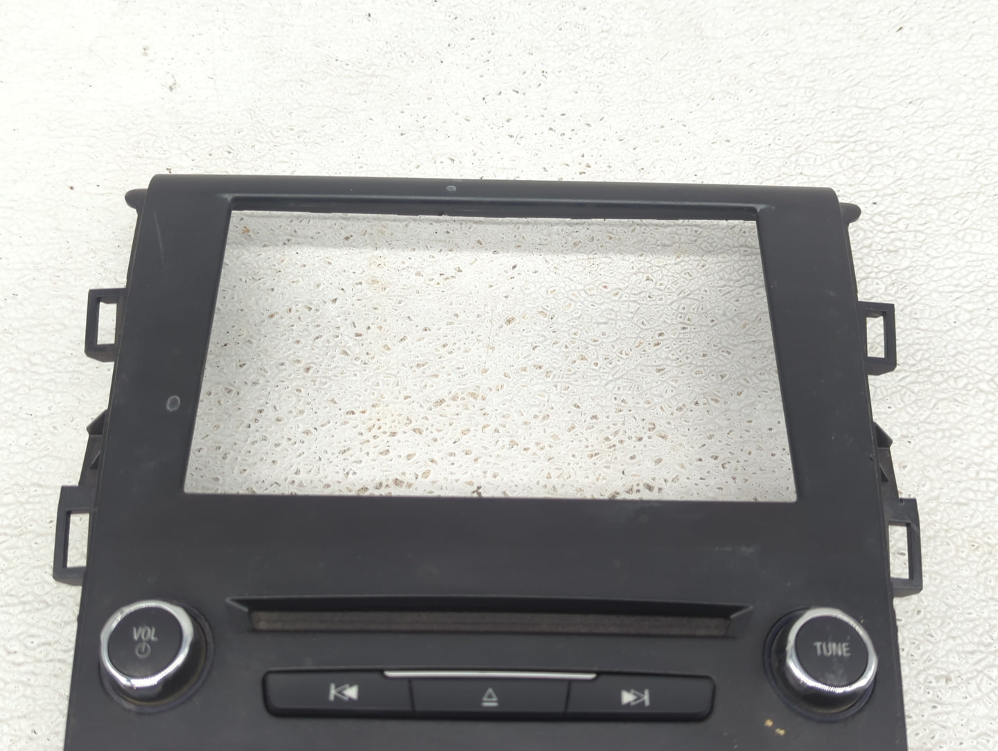 2017-2020 Ford Fusion Radio Control Panel - Oemusedautoparts1.com