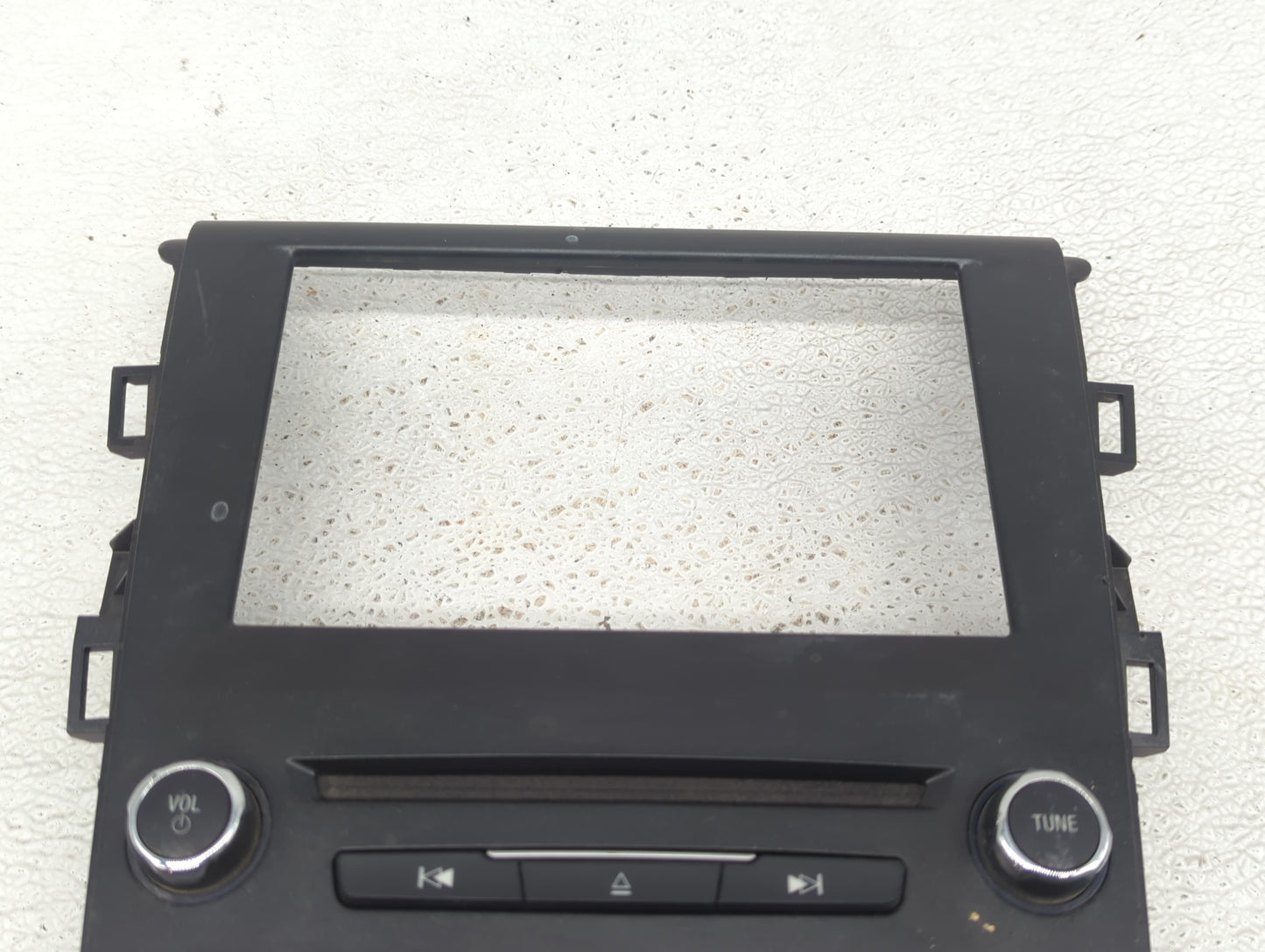2017-2020 Ford Fusion Radio Control Panel - Oemusedautoparts1.com