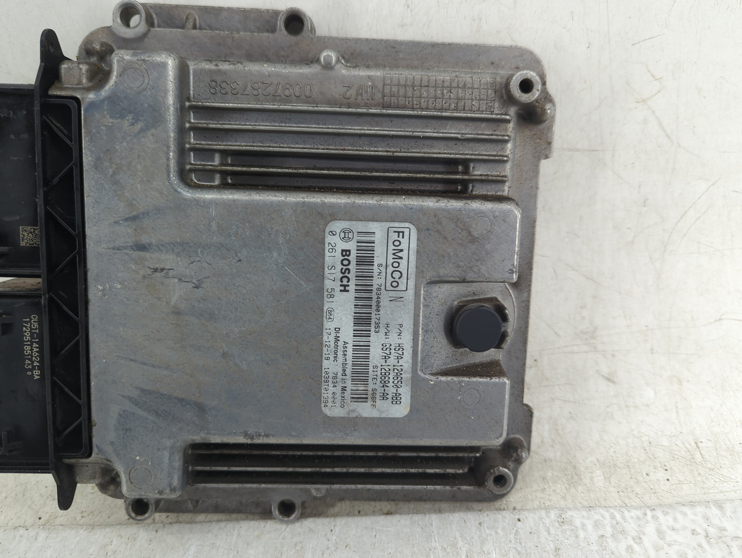 2017-2019 Ford Fusion PCM Engine Control Computer ECU ECM PCU OEM P/N:0097287338 Fits Fits 2017 2018 2019 OEM Used Auto Part