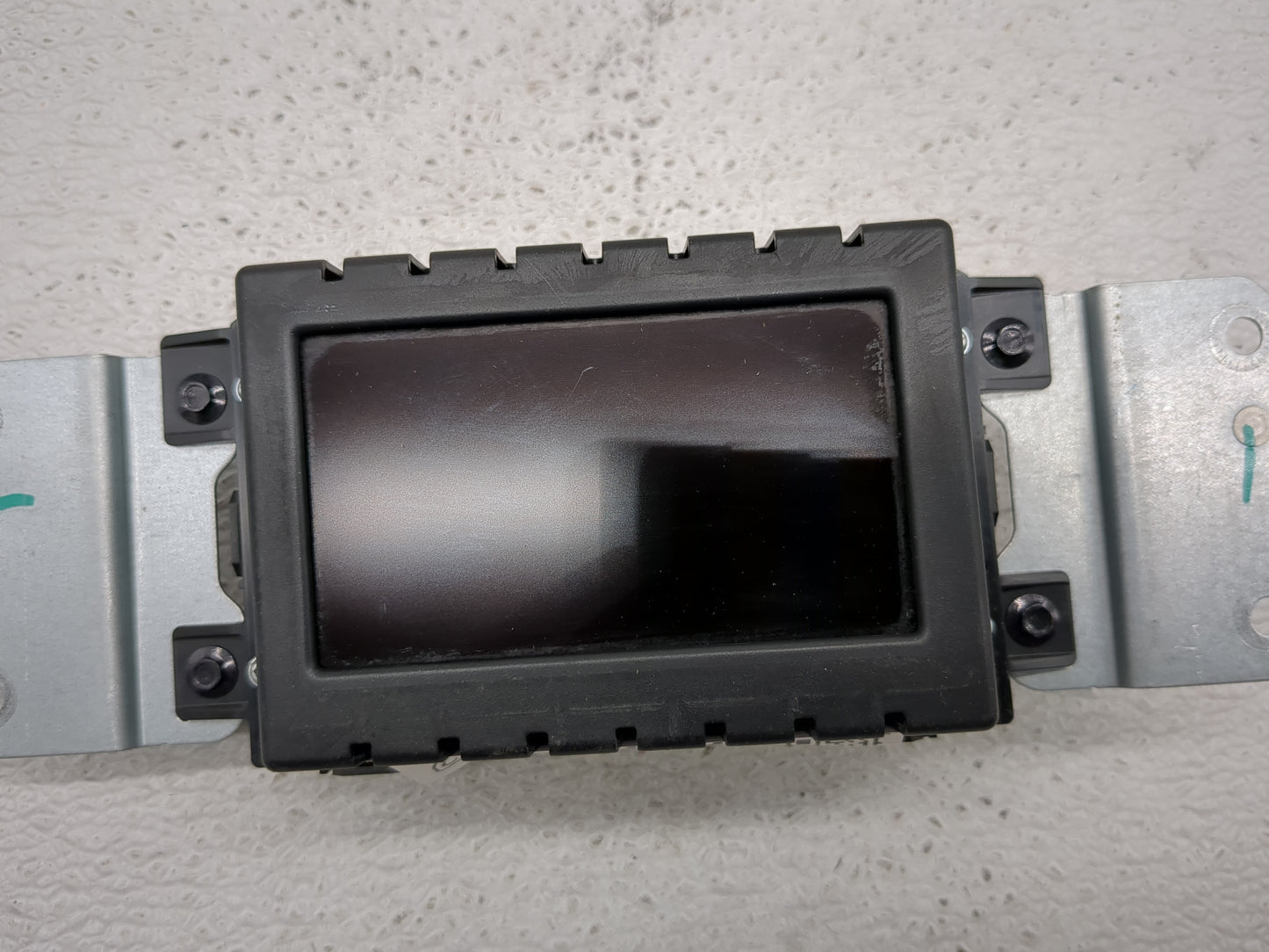 2013-2016 Ford Fusion Information Display Screen - Oemusedautoparts1.com