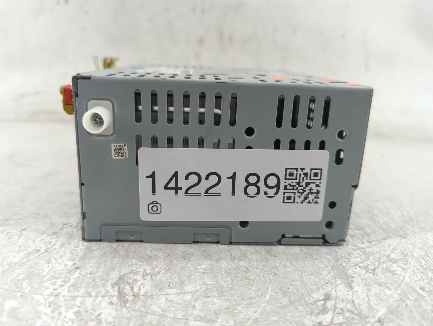 2017-2020 Ford Fusion Radio AM FM Cd Player Receiver Replacement P/N:FS7T-19C107-YD Fits Fits 2017 2018 2019 2020 OEM Used A