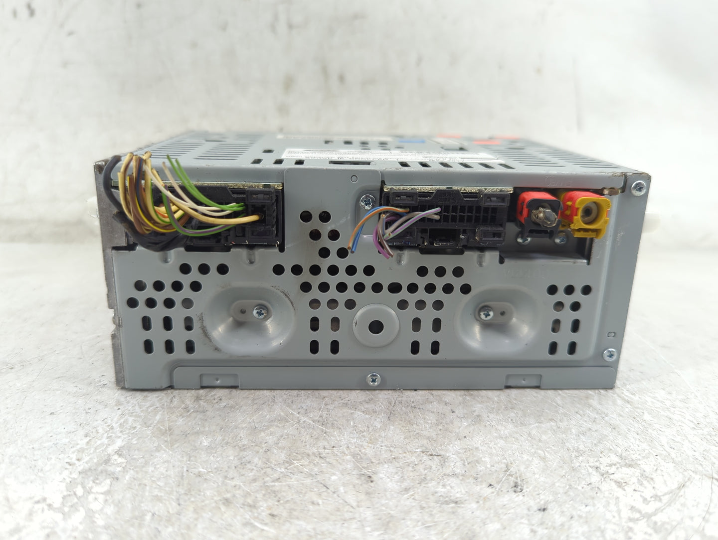2017-2020 Ford Fusion Radio AM FM Cd Player Receiver Replacement P/N:FS7T-19C107-YD Fits Fits 2017 2018 2019 2020 OEM Used A