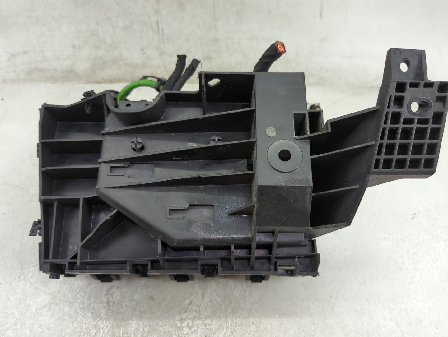 2017-2020 Ford Fusion Fusebox Fuse Box Panel Relay Module P/N:G2GT14A075AA Fits Fits 2017 2018 2019 2020 OEM Used Auto Parts