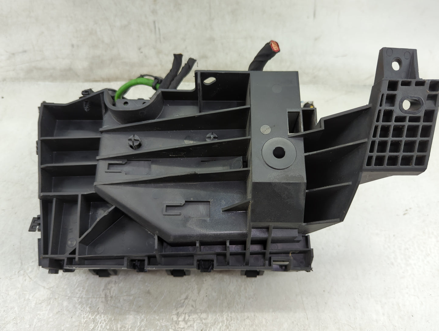 2017-2020 Ford Fusion Fusebox Fuse Box Panel Relay Module P/N:G2GT14A075AA Fits Fits 2017 2018 2019 2020 OEM Used Auto Parts