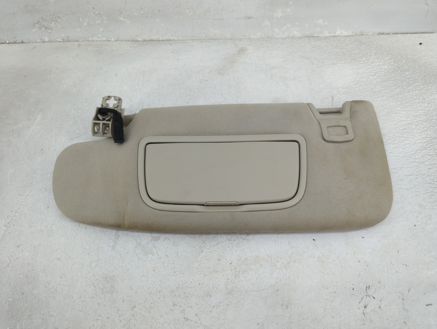 2017-2020 Ford Fusion Sun Visor Shade Replacement Driver Left Mirror Fits Fits 2017 2018 2019 2020 OEM Used Auto Parts - Oem