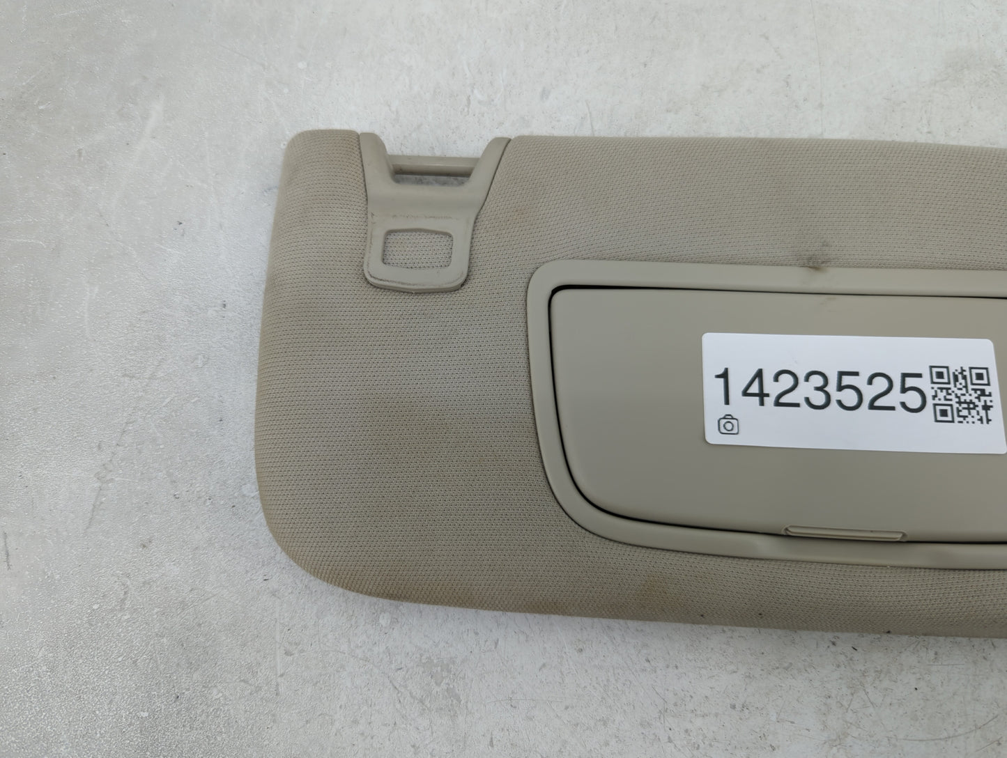 2017-2020 Ford Fusion Sun Visor Shade Replacement Passenger Right Mirror Fits Fits 2017 2018 2019 2020 OEM Used Auto Parts -