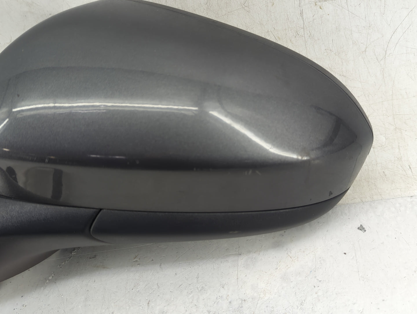2016-2020 Ford Fusion Driver Side View Mirror - Left Door Mirror OEM Used - Oemusedautoparts1.com