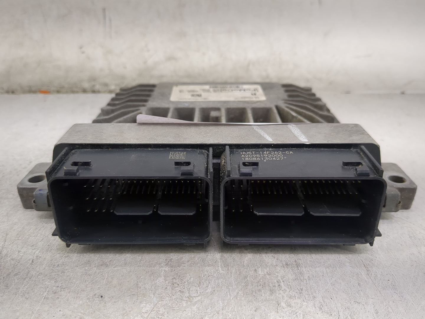 2017-2020 Ford Fusion PCM Engine Control Computer ECU ECM PCU OEM P/N:HU5T-14F262-CA A2095192000 Fits OEM Used Auto Parts - 