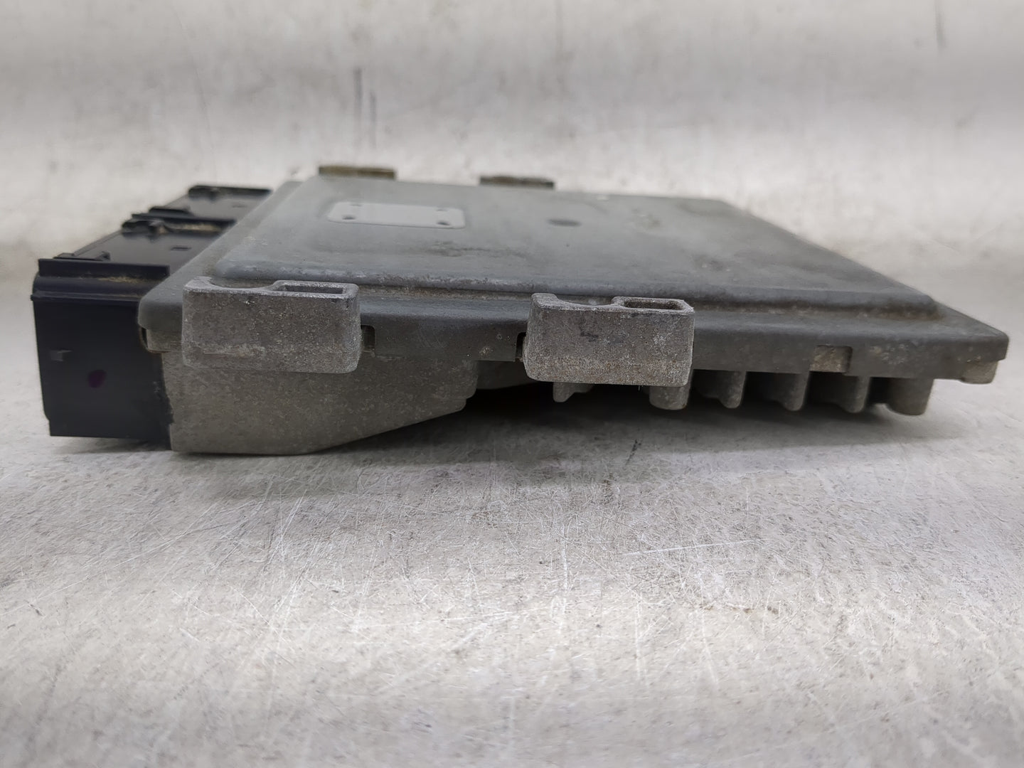 2017-2020 Ford Fusion PCM Engine Control Computer ECU ECM PCU OEM P/N:HU5T-14F262-CA A2095192000 Fits OEM Used Auto Parts - 