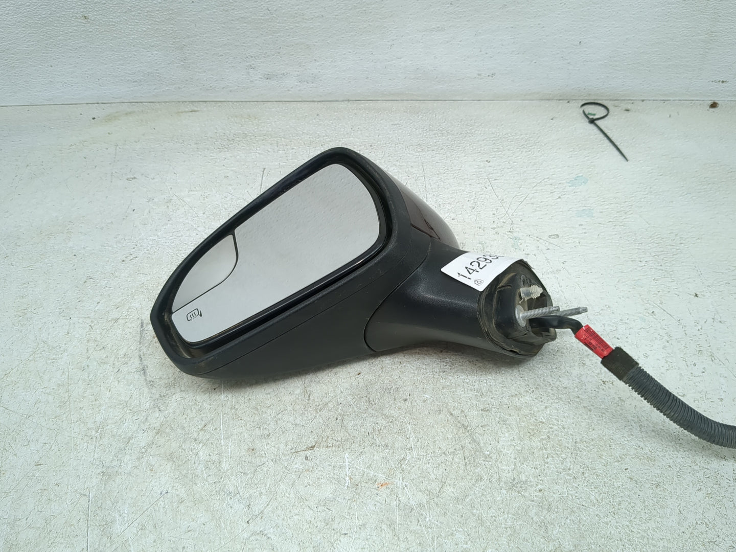 2018 Ford Fusion Driver Side View Mirror - Left Door Mirror OEM Used - Oemusedautoparts1.com