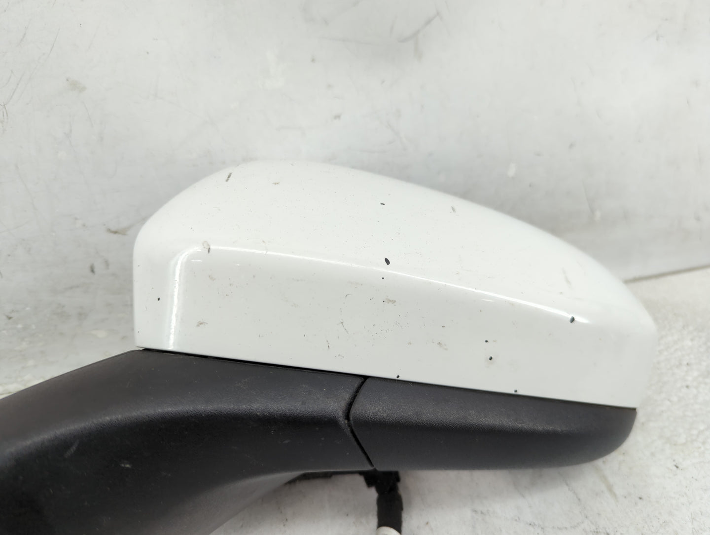 2016-2020 Ford Fusion Driver Left Side View Manual Door Mirror White - Oemusedautoparts1.com