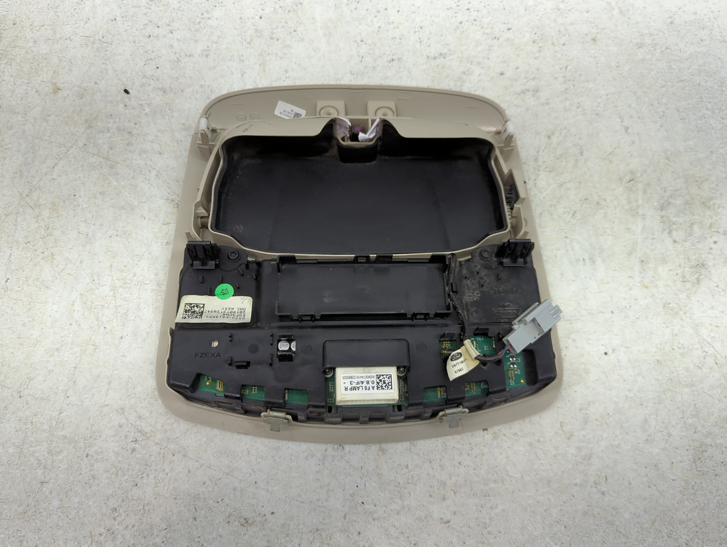 2018 Ford Fusion Overhead Roof Console - Oemusedautoparts1.com