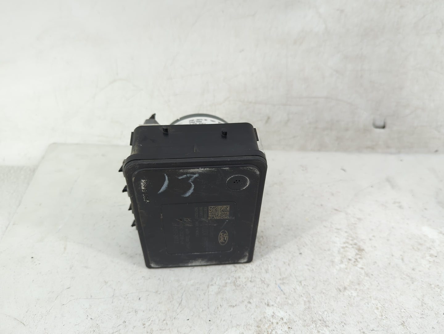 2018 Ford Fusion ABS Pump Control Module Replacement P/N:HG9C-2B373-BH Fits OEM Used Auto Parts - Oemusedautoparts1.com