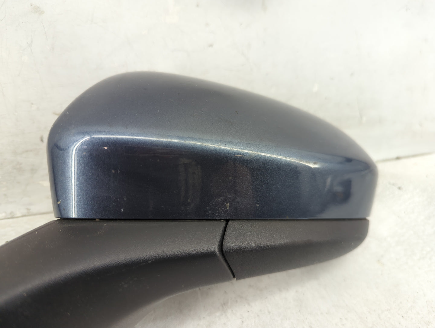 2018 Ford Fusion Driver Side View Mirror - Left Door Mirror OEM Used - Oemusedautoparts1.com