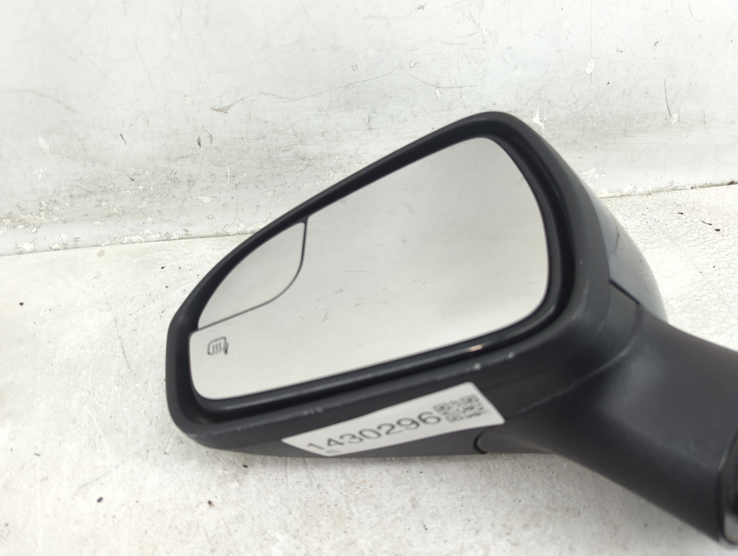 2018 Ford Fusion Driver Side View Mirror - Left Door Mirror OEM Used - Oemusedautoparts1.com