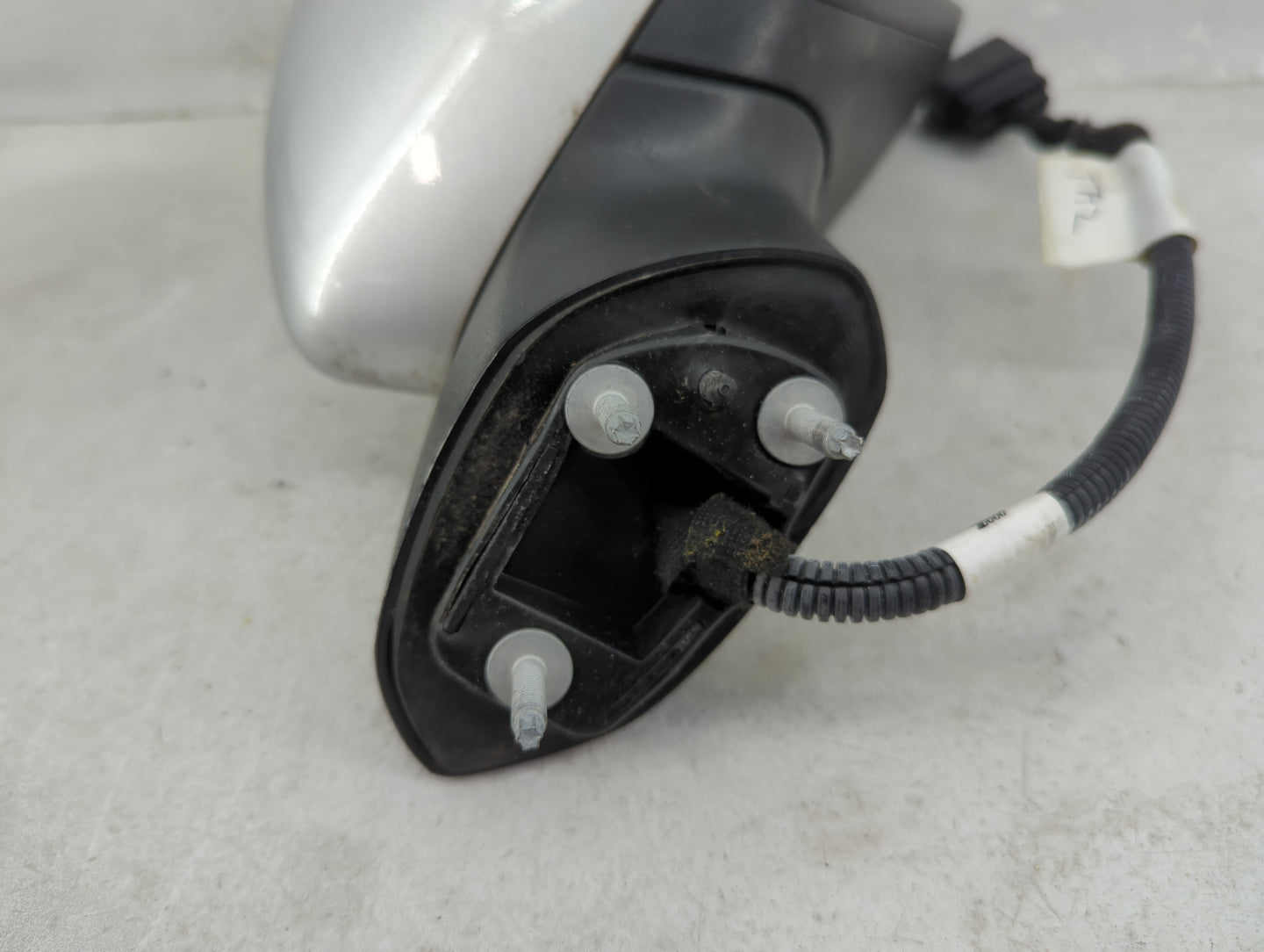2016-2020 Ford Fusion Passenger Side View Mirror - Right Door Mirror OEM Used - Oemusedautoparts1.com