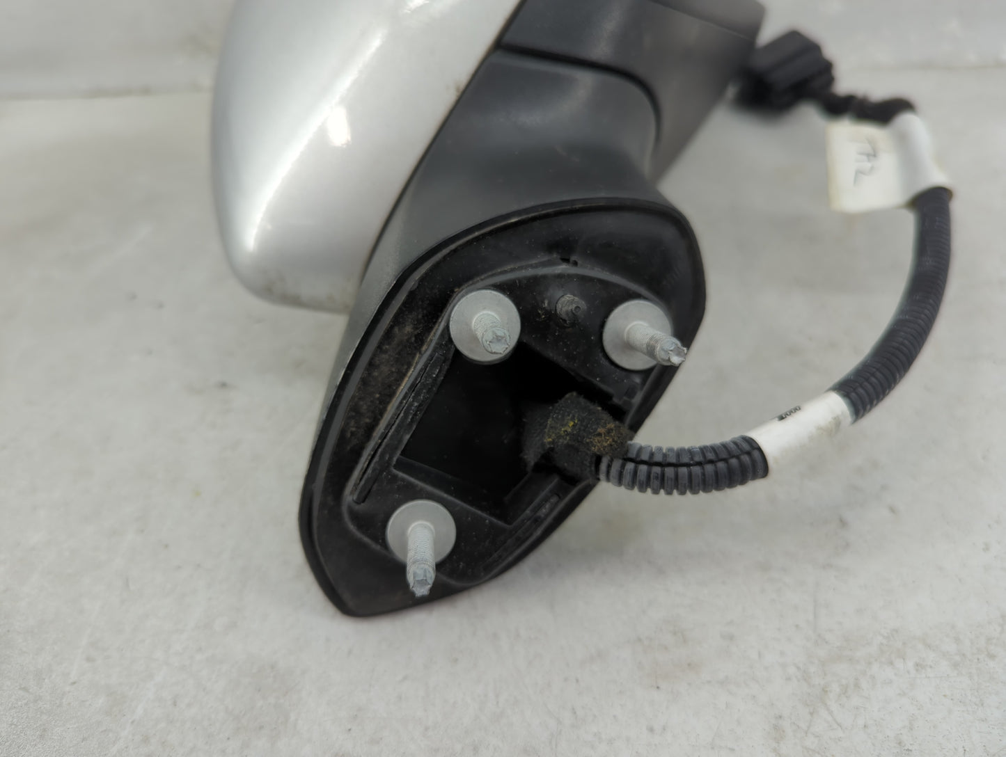 2016-2020 Ford Fusion Passenger Side View Mirror - Right Door Mirror OEM Used - Oemusedautoparts1.com
