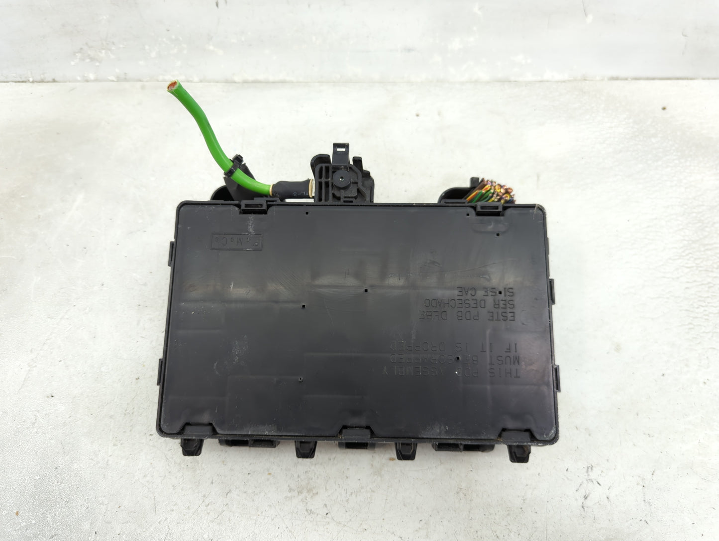 2017-2020 Ford Fusion Fusebox Fuse Box Panel Relay Module P/N:G2GT14A075AA Fits Fits 2017 2018 2019 2020 OEM Used Auto Parts