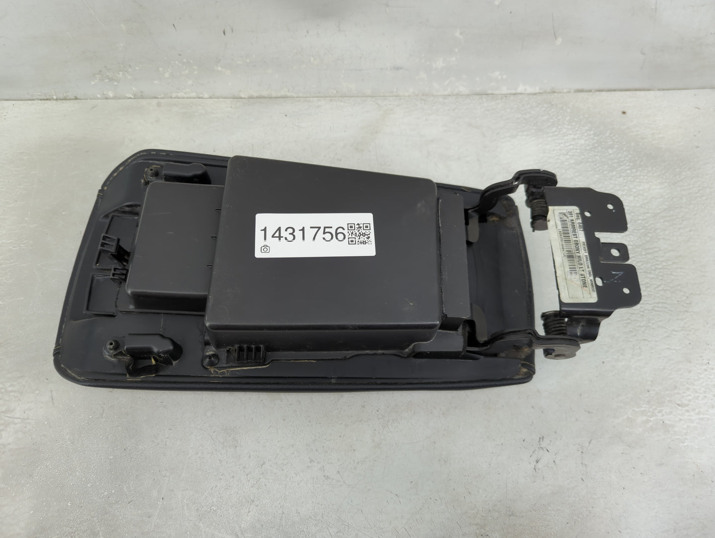 2018 Ford Fusion Center Console Armrest Cover Lid Fits OEM Used Auto Parts - Oemusedautoparts1.com
