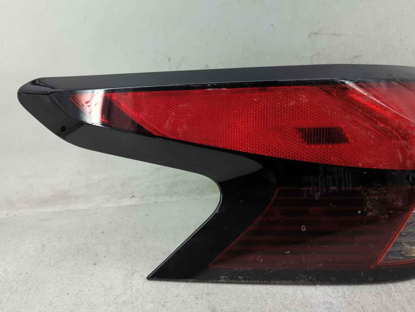 2017-2018 Ford Fusion Tail Light Assembly Driver Left OEM Fits Fits 2017 2018 OEM Used Auto Parts - Oemusedautoparts1.com