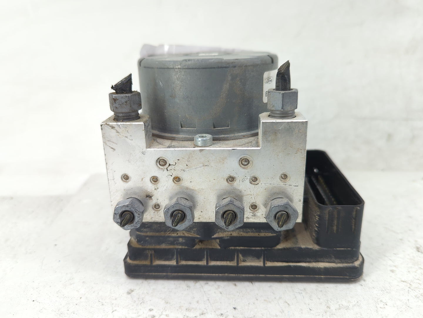 2017-2018 Ford Fusion ABS Pump Control Module Replacement P/N:HG9C-2B373-BH Fits Fits 2017 2018 OEM Used Auto Parts - Oemuse