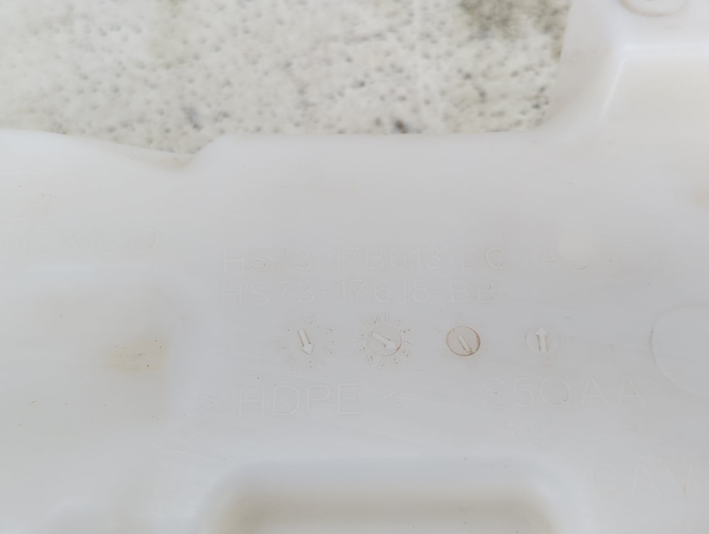 2017-2020 Ford Fusion Windshield Washer Fluid Reservoir Bottle Oem - Oemusedautoparts1.com