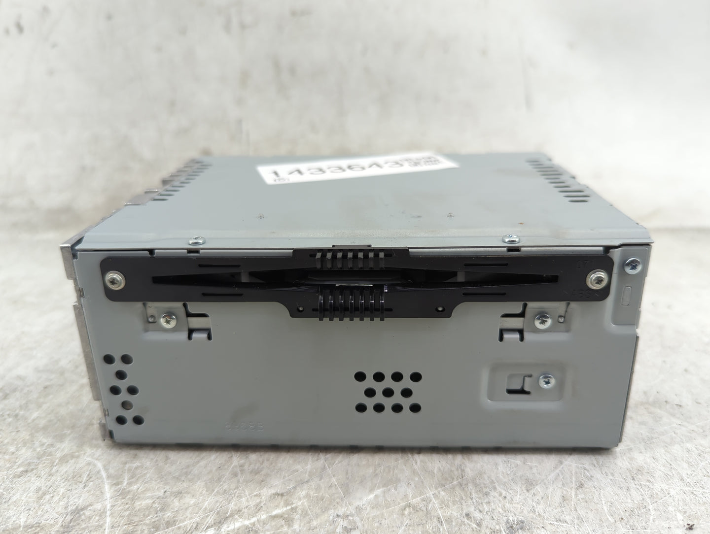 2017-2020 Ford Fusion Radio AM FM Cd Player Receiver Replacement P/N:HS7T-19C107-ZD Fits Fits 2017 2018 2019 2020 OEM Used A